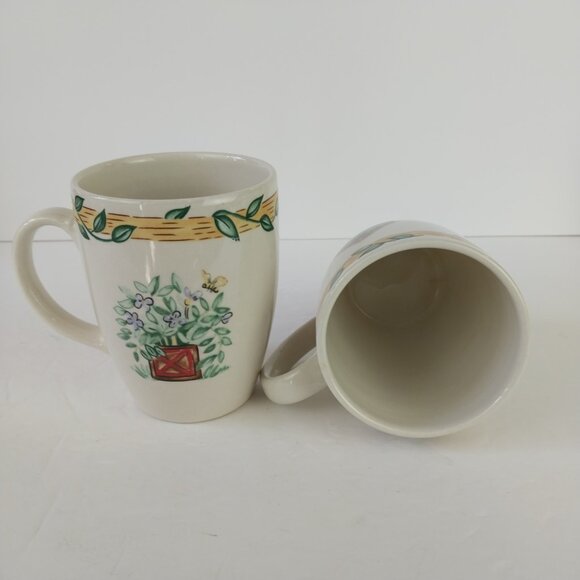 Vintage Thomson Pottery Birdhouse Vine Border Mugs - Picture 3 of 4